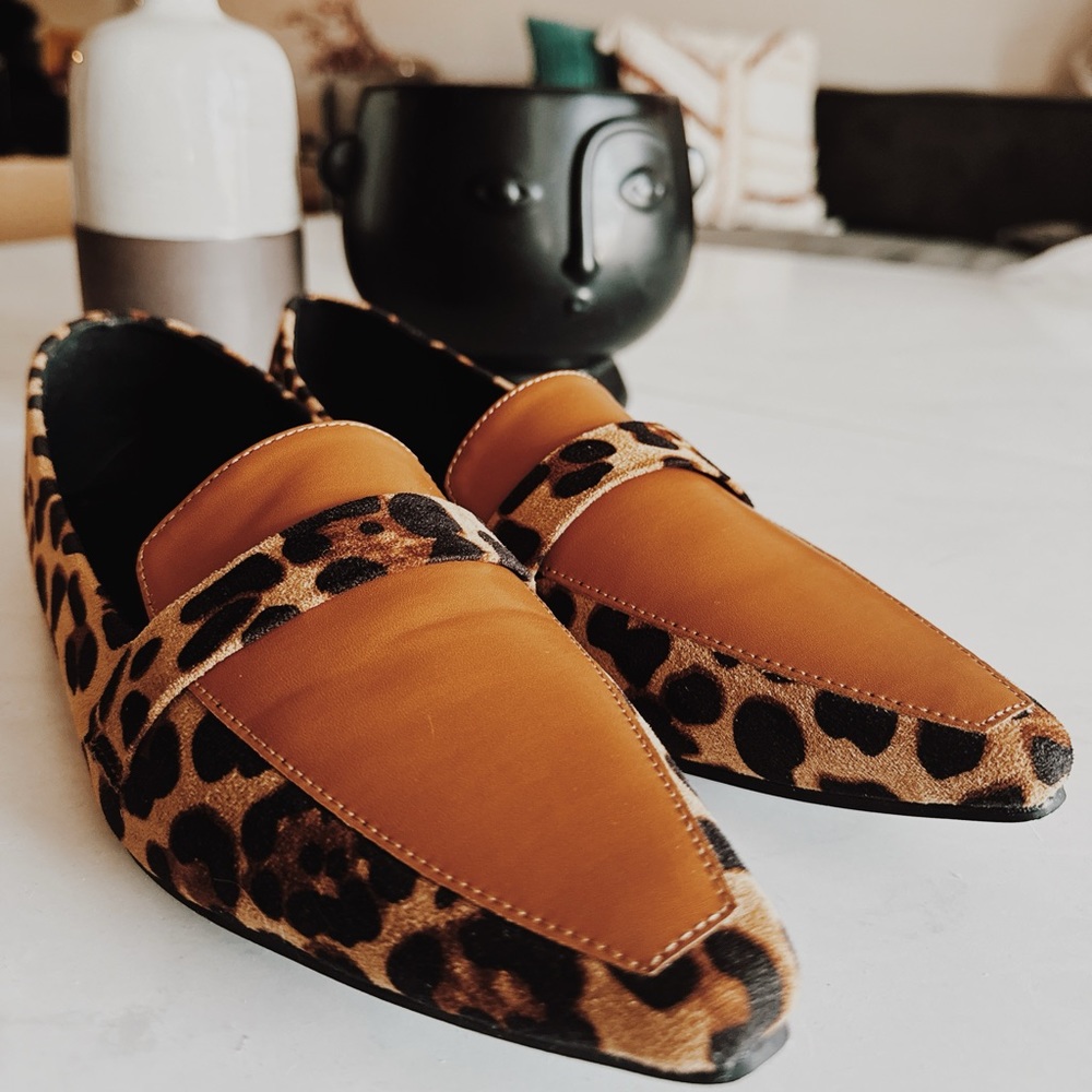 Loafers / Cheetah Print / Flats / Never Worn / New IN BOX